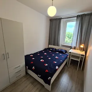  Kwatera prywatna Mirrorroom Pl Airport